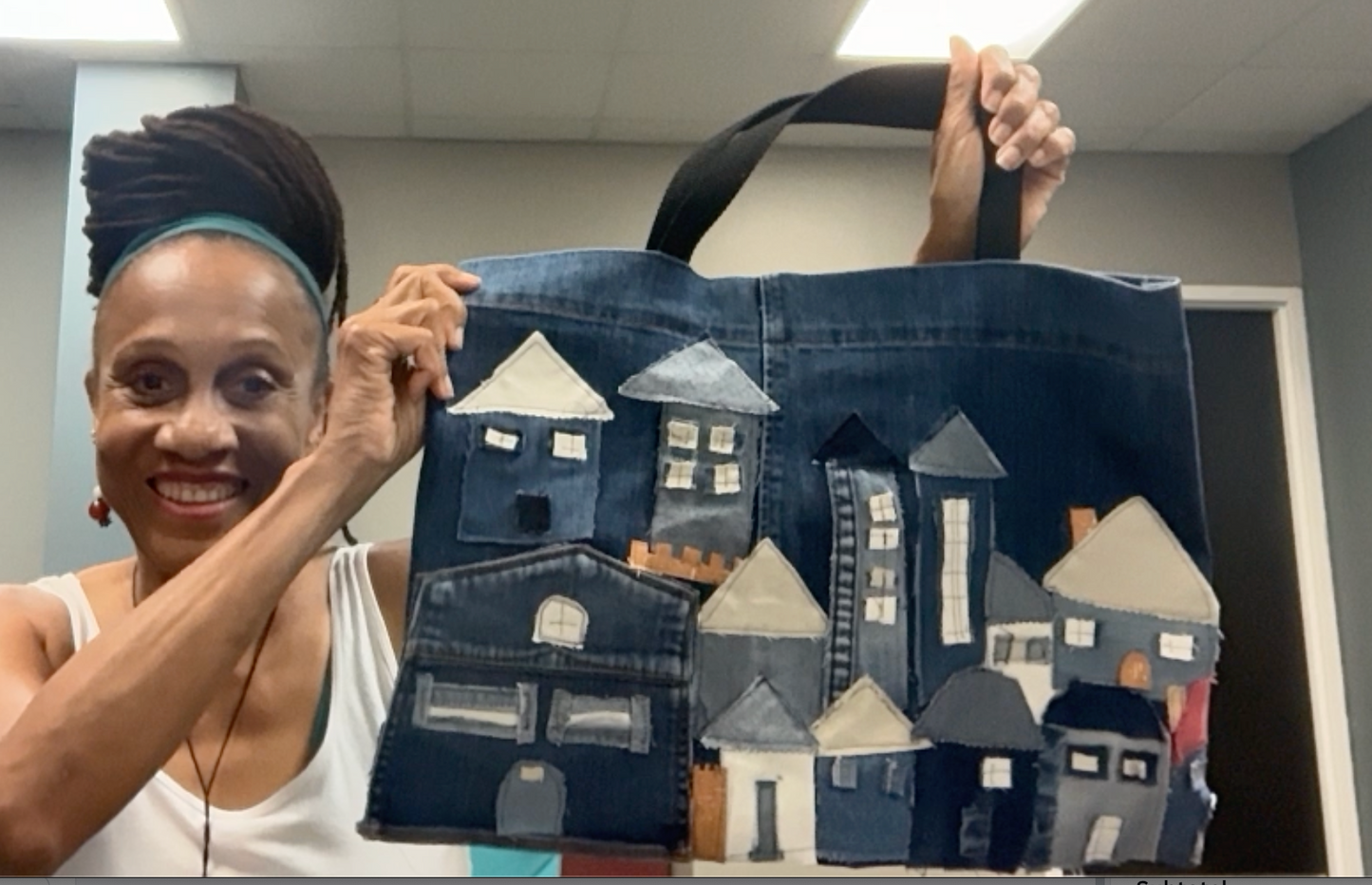 Sip 'N Sew Adorable Upcycled Tote at Pizza Nite!  Tickets $39